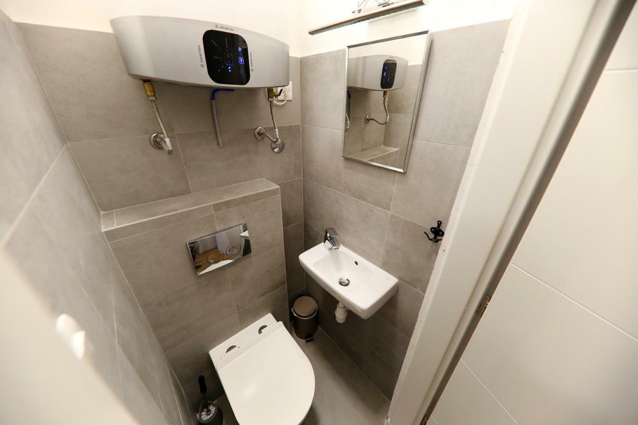 Apartman Dana Zadar Bagian luar foto