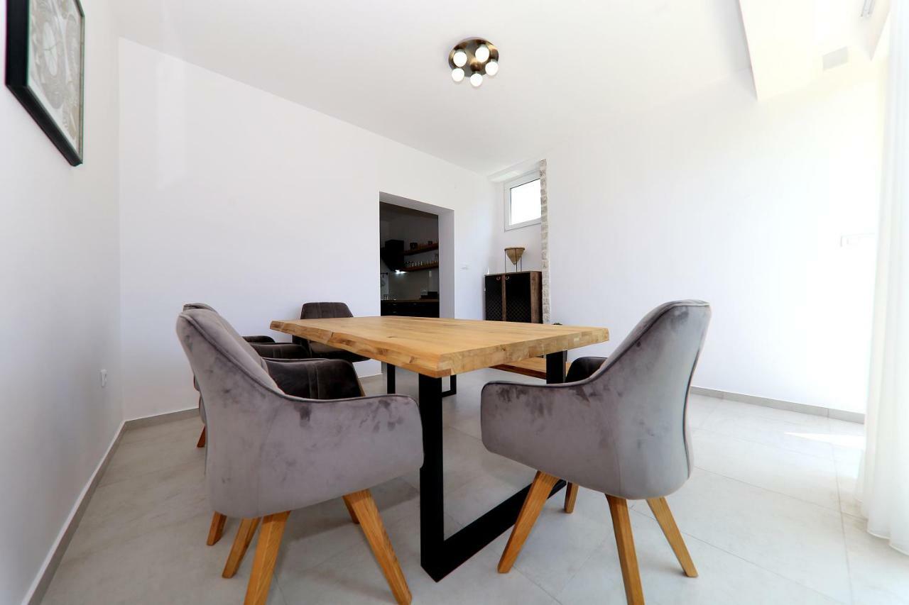 Apartman Dana Zadar Bagian luar foto